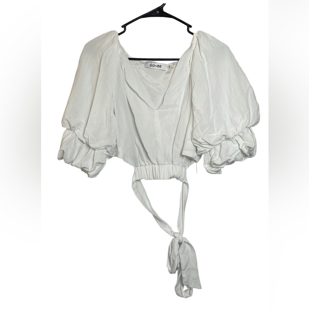 DO+BE Size Large Preowned Great Condition